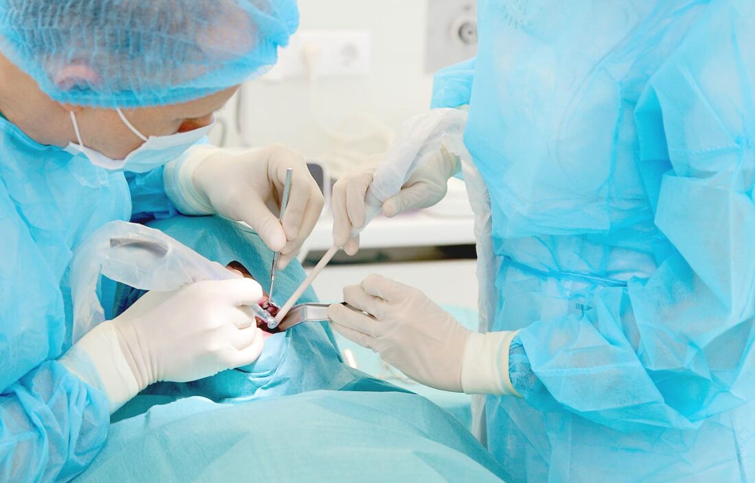 Kas yra burnos chirurgija?